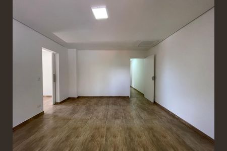 Casa à venda com 300m², 4 quartos e 2 vagas Casa à venda com 300m², 4 quartos e 2 vagasQuarto 2