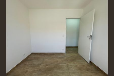 Casa à venda com 300m², 4 quartos e 2 vagas Casa à venda com 300m², 4 quartos e 2 vagasQuarto 3