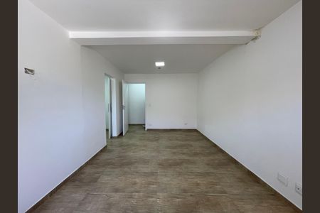 Casa à venda com 300m², 4 quartos e 2 vagas Casa à venda com 300m², 4 quartos e 2 vagasQuarto