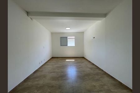 Casa à venda com 300m², 4 quartos e 2 vagas Casa à venda com 300m², 4 quartos e 2 vagasQuarto