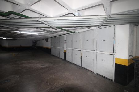 Apartamento à venda com 55m², 2 quartos e 2 vagasÁrea Comum - Estacionamento