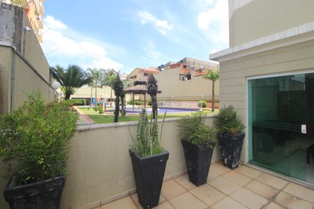 Apartamento à venda com 55m², 2 quartos e 2 vagasHall de Entrada