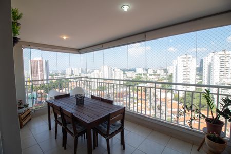 Apartamento à venda com 83m², 3 quartos e 2 vagas Apartamento à venda com 83m², 3 quartos e 2 vagasVaranda Gourmet