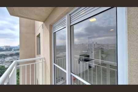 Apartamento à venda com 27m², 1 quarto e sem vaga Apartamento à venda com 27m², 1 quarto e sem vagaVaranda