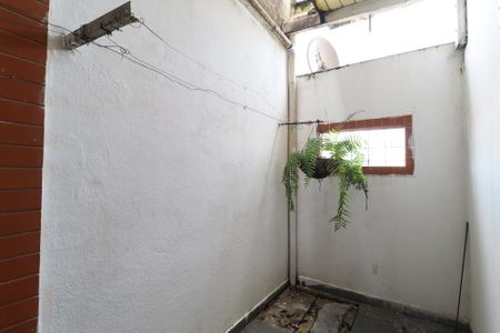 Casa para alugar com 40m², 1 quarto e sem vagaÁrea de serviço