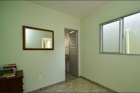 Casa à venda com 257m², 3 quartos e 1 vagaQuarto Edicula1