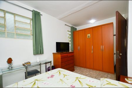 Casa à venda com 257m², 3 quartos e 1 vagaQuarto2