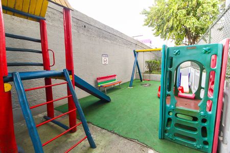 Apartamento para alugar com 50m², 2 quartos e 1 vaga Apartamento para alugar com 50m², 2 quartos e 1 vagaPlayground 2