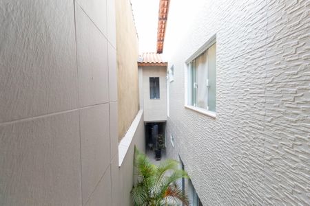 Casa à venda com 265m², 4 quartos e 2 vagas Casa à venda com 265m², 4 quartos e 2 vagasVista