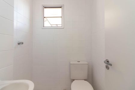 Apartamento à venda com 46m², 2 quartos e 1 vaga Apartamento à venda com 46m², 2 quartos e 1 vagaBanheiro