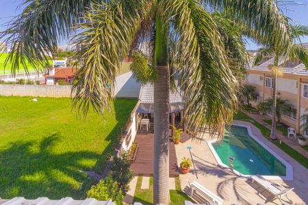 Casa à venda com 148m², 4 quartos e 2 vagas Casa à venda com 148m², 4 quartos e 2 vagasVista do Terraço