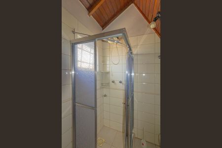 Casa à venda com 148m², 4 quartos e 2 vagas Casa à venda com 148m², 4 quartos e 2 vagasBanheiro da Suíte 2