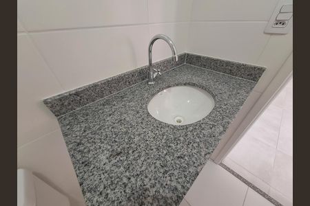 Apartamento à venda com 34m², 1 quarto e sem vagaBanheiro