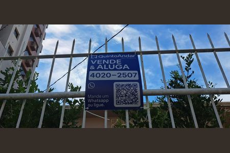 Casa à venda com 350m², 2 quartos e 2 vagasPlaca na Fachada