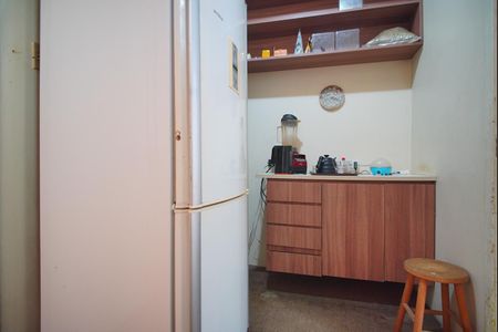 Casa à venda com 350m², 2 quartos e 2 vagasCozinha