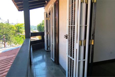 Casa à venda com 202m², 3 quartos e 2 vagas