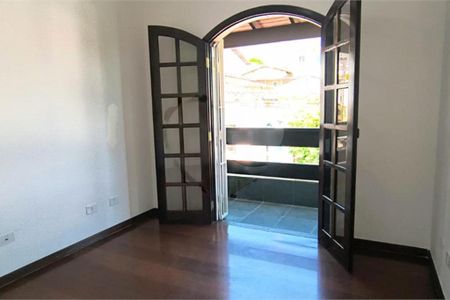 Casa à venda com 202m², 3 quartos e 2 vagas