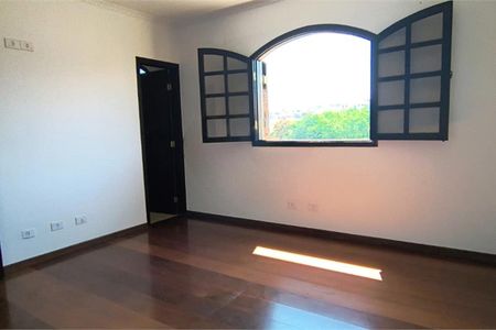 Casa à venda com 202m², 3 quartos e 2 vagas