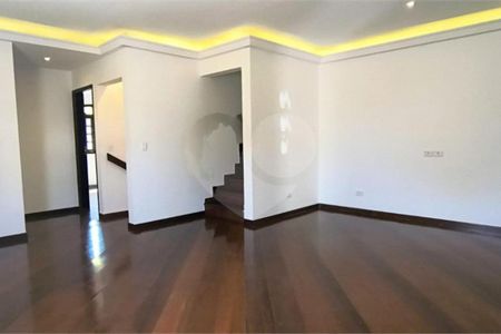 Casa à venda com 202m², 3 quartos e 2 vagas