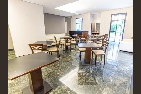 Apartamento à venda com 102m², 3 quartos e 2 vagas Apartamento à venda com 102m², 3 quartos e 2 vagasÁrea comum - Salão de festas