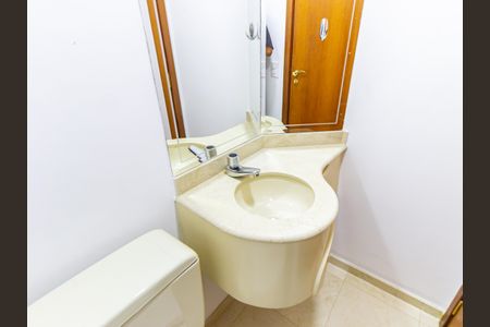 Apartamento à venda com 102m², 3 quartos e 2 vagas Apartamento à venda com 102m², 3 quartos e 2 vagasLavabo