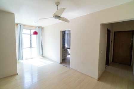 Apartamento à venda com 58m², 2 quartos e 2 vagasSala