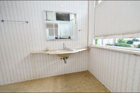 Apartamento à venda com 133m², 3 quartos e sem vagaBanheiro social