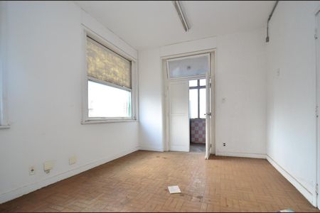 Apartamento à venda com 133m², 3 quartos e sem vagaSala