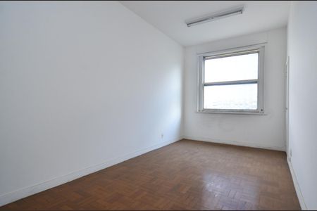 Apartamento à venda com 133m², 3 quartos e sem vagaQuarto3