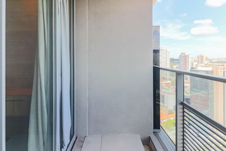 Varanda de kitnet/studio à venda com 1 quarto, 37m² em Pinheiros, São Paulo