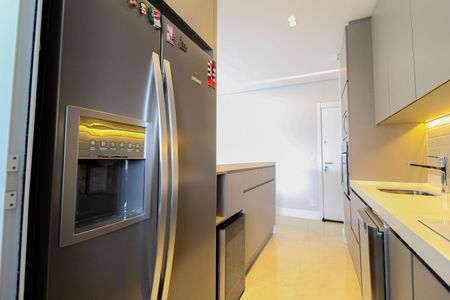 Apartamento para alugar com 75m², 2 quartos e 2 vagas Apartamento para alugar com 75m², 2 quartos e 2 vagasCozinha