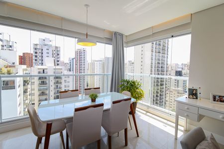 Apartamento para alugar com 75m², 2 quartos e 2 vagas Apartamento para alugar com 75m², 2 quartos e 2 vagasVaranda