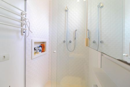 Apartamento para alugar com 75m², 2 quartos e 2 vagas Apartamento para alugar com 75m², 2 quartos e 2 vagasBanheiro da Suíte 2