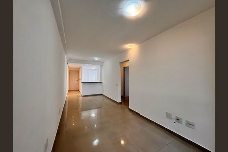 Apartamento para alugar com 80m², 3 quartos e 2 vagas Apartamento para alugar com 80m², 3 quartos e 2 vagasSala