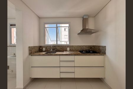 Apartamento para alugar com 80m², 3 quartos e 2 vagas Apartamento para alugar com 80m², 3 quartos e 2 vagasCozinha