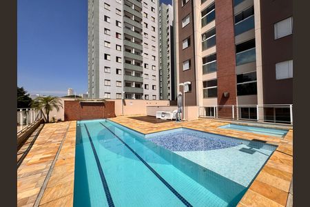 Apartamento para alugar com 80m², 3 quartos e 2 vagas Apartamento para alugar com 80m², 3 quartos e 2 vagasÁrea comum - Piscina