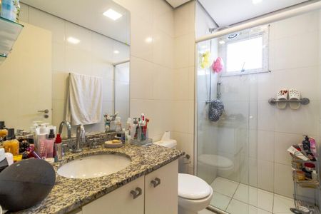 Apartamento à venda com 151m², 3 quartos e 2 vagas Apartamento à venda com 151m², 3 quartos e 2 vagasBanheiro da Suíte 2