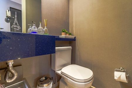 Apartamento à venda com 151m², 3 quartos e 2 vagas Apartamento à venda com 151m², 3 quartos e 2 vagasLavabo