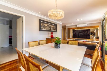Apartamento à venda com 151m², 3 quartos e 2 vagas Apartamento à venda com 151m², 3 quartos e 2 vagasSala