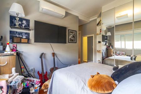Apartamento à venda com 151m², 3 quartos e 2 vagas Apartamento à venda com 151m², 3 quartos e 2 vagasSuíte 2