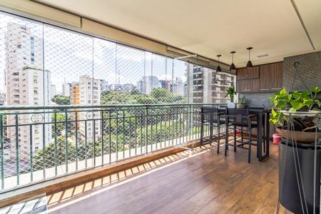 Apartamento à venda com 151m², 3 quartos e 2 vagas Apartamento à venda com 151m², 3 quartos e 2 vagasVaranda gourmet
