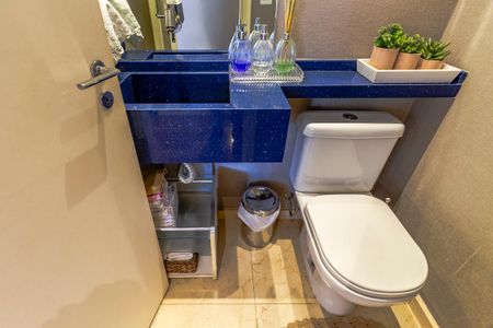 Apartamento à venda com 151m², 3 quartos e 2 vagas Apartamento à venda com 151m², 3 quartos e 2 vagasLavabo