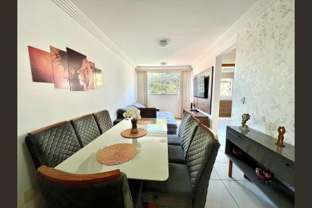 Apartamento para alugar com 60m², 2 quartos e 1 vagaSala 