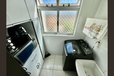 Apartamento para alugar com 60m², 2 quartos e 1 vagaÁrea de Serviço