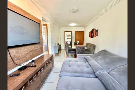 Apartamento para alugar com 60m², 2 quartos e 1 vagaSala 