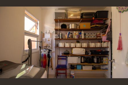 Casa à venda com 155m², 5 quartos e 2 vagasQuarto de Serviço