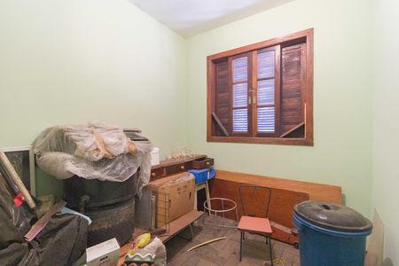 Casa à venda com 138m², 4 quartos e 2 vagas Casa à venda com 138m², 4 quartos e 2 vagasEdícula - Quarto 2