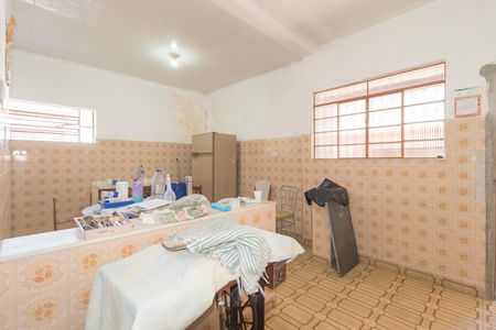 Casa à venda com 138m², 4 quartos e 2 vagas Casa à venda com 138m², 4 quartos e 2 vagasCozinha