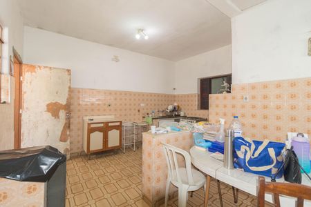 Casa à venda com 138m², 4 quartos e 2 vagas Casa à venda com 138m², 4 quartos e 2 vagasCozinha