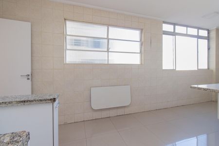 Apartamento à venda com 104m², 2 quartos e 1 vagaCozinha